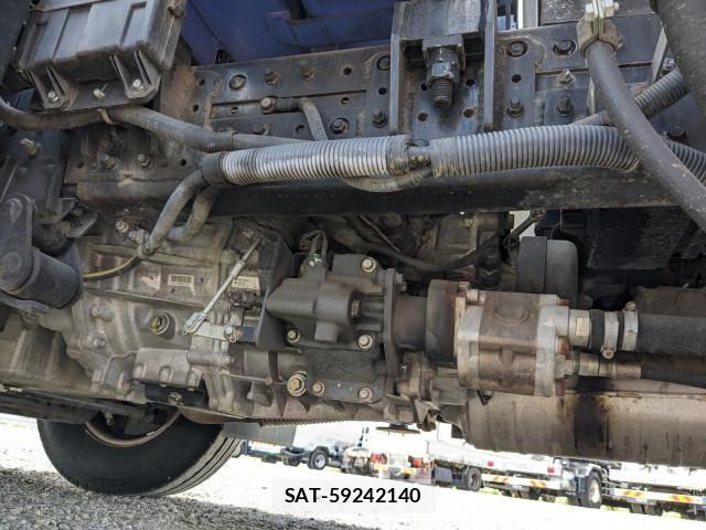 Mitsubishi CANTER 2018-05 7960825-23