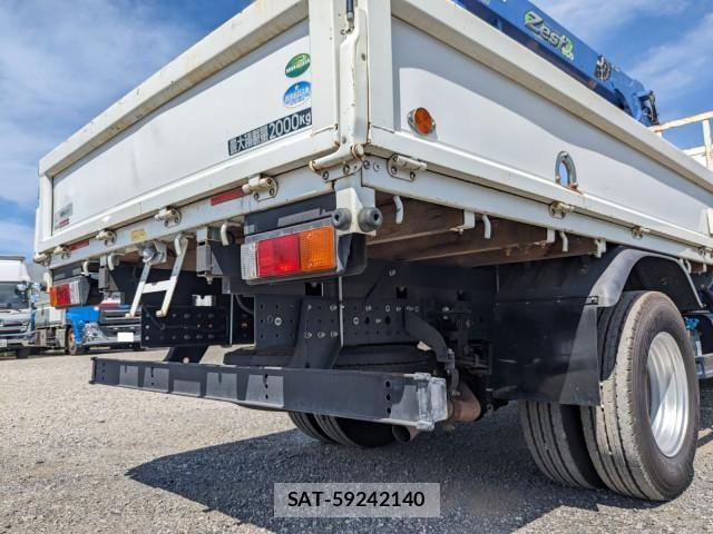 Mitsubishi CANTER 2018-05 7960825-5