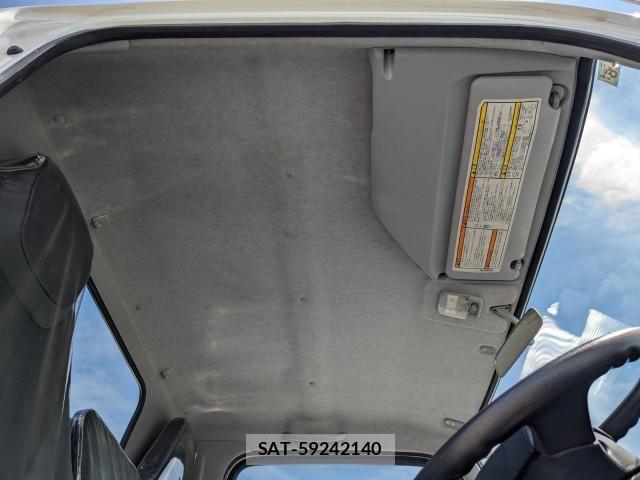Mitsubishi CANTER 2018-05 7960825-8