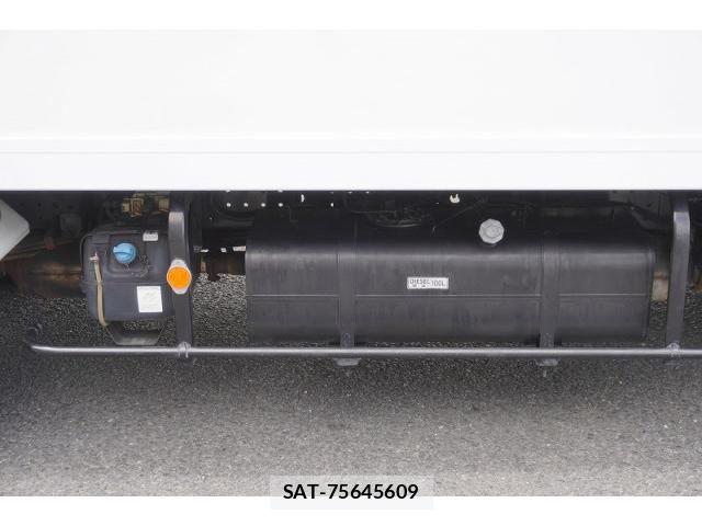 Mitsubishi CANTER 2015-12 7960862-26