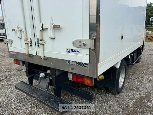 Mitsubishi CANTER 2015-06 7960890-15