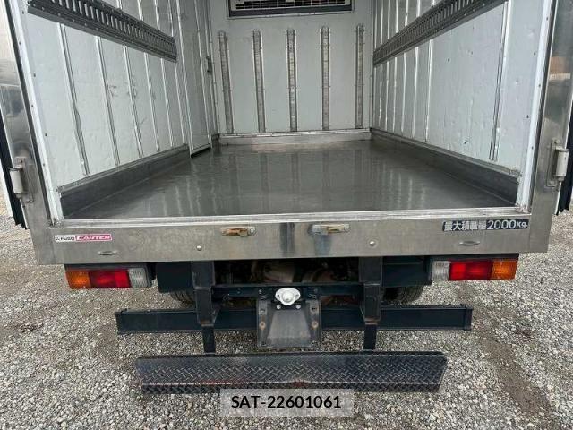 Mitsubishi CANTER 2015-06 7960890-18