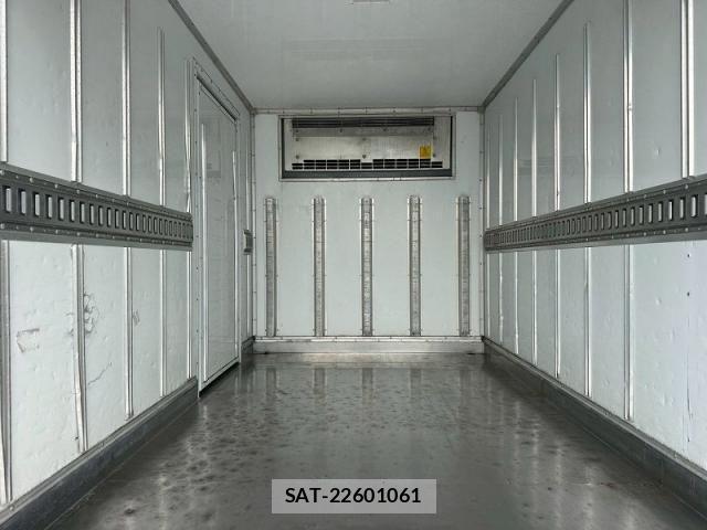 Mitsubishi CANTER 2015-06 7960890-20