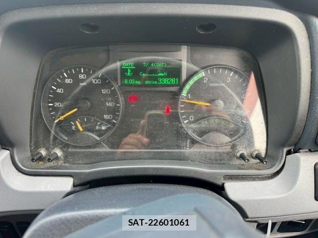 Mitsubishi CANTER 2015-06 7960890-28