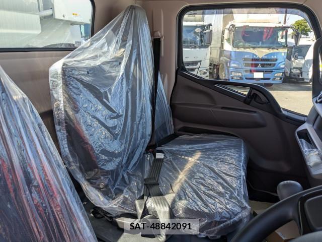 Mitsubishi CANTER 2026-02 7960782-8