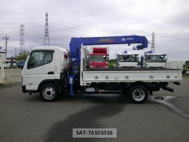 Mitsubishi CANTER 2022-01 7960798-7