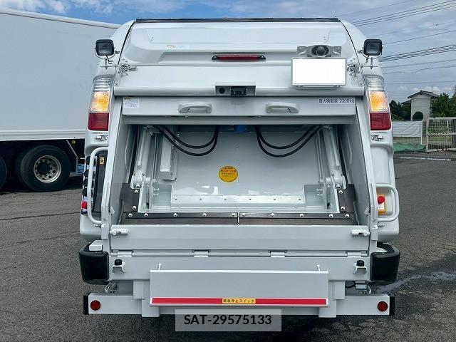 Mitsubishi CANTER 2026-03 7960790-9