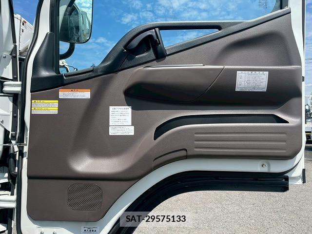 Mitsubishi CANTER 2026-03 7960790-19