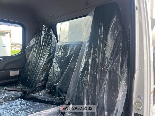 Mitsubishi CANTER 2026-03 7960790-24