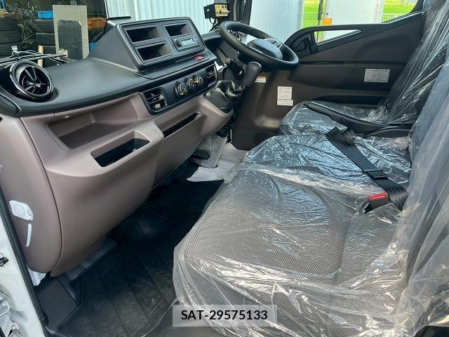 Mitsubishi CANTER 2026-03 7960790-25