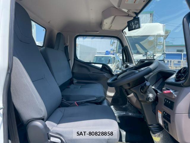 Mitsubishi CANTER 2026-03 7960778-26