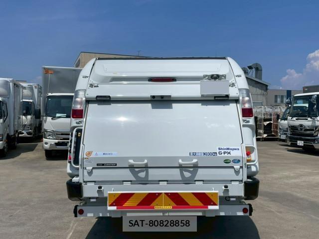 Mitsubishi CANTER 2026-03 7960778-4