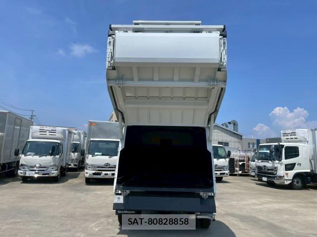 Mitsubishi CANTER 2026-03 7960778-8
