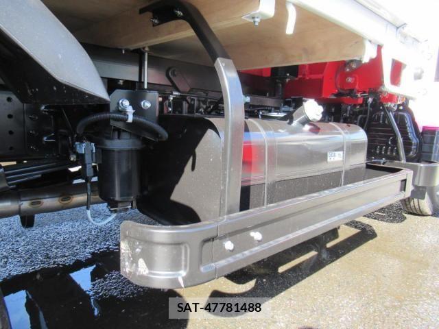 Mitsubishi CANTER 2026-03 7960795-14