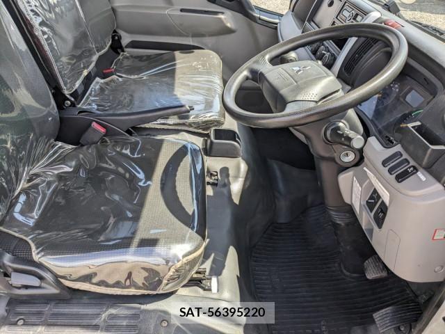 Mitsubishi CANTER 2018-05 7960826-6