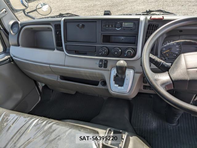 Mitsubishi CANTER 2018-05 7960826-7
