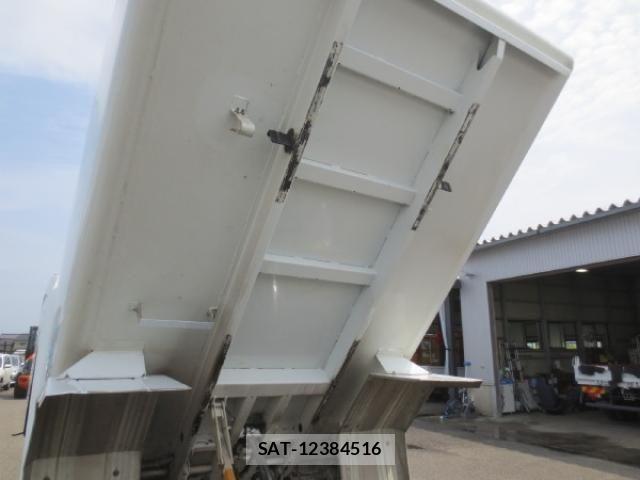 Mitsubishi CANTER 2020-01 7960812-17