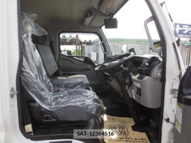 Mitsubishi CANTER 2020-01 7960812-19
