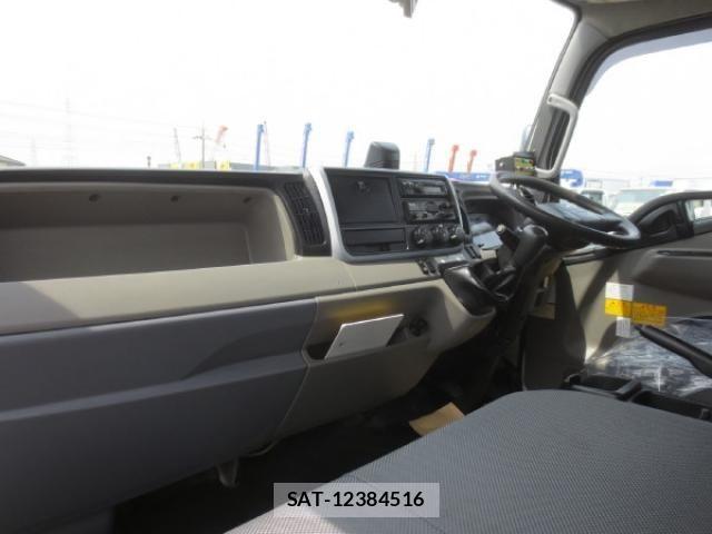 Mitsubishi CANTER 2020-01 7960812-20