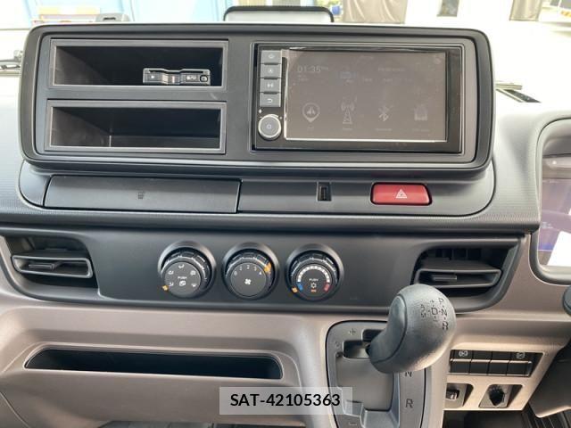 Mitsubishi CANTER 2025-12 7960815-16