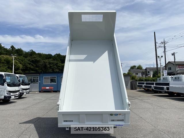 Mitsubishi CANTER 2025-12 7960815-7