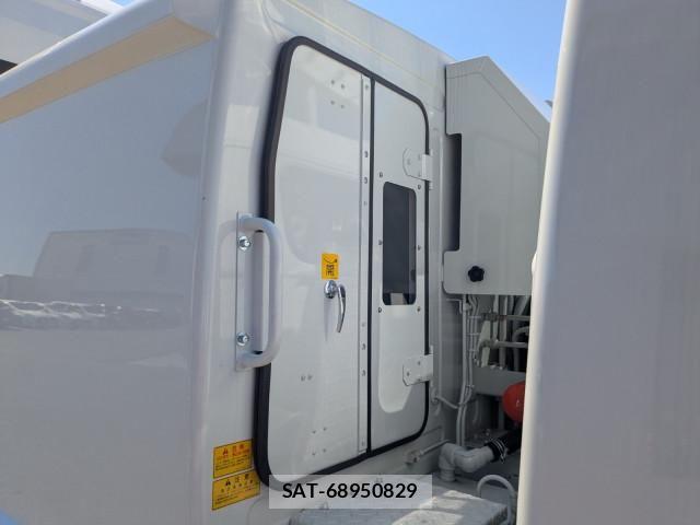 Mitsubishi CANTER 2026-02 7960779-23