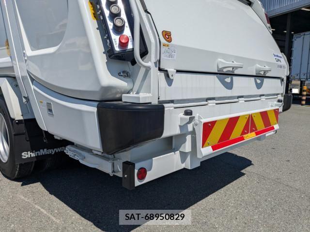 Mitsubishi CANTER 2026-02 7960779-4