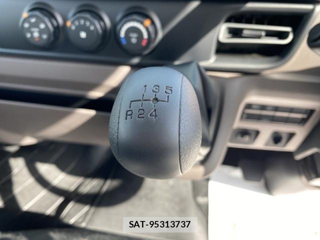 Mitsubishi CANTER 2026-04 7960811-18