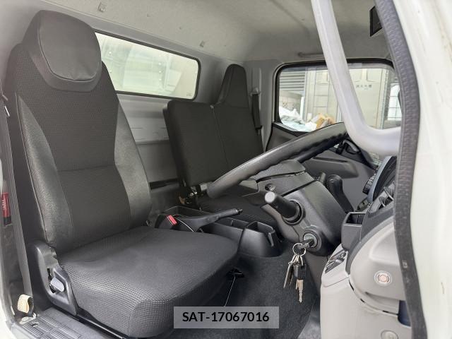 Mitsubishi CANTER 2020-03 7960817-14