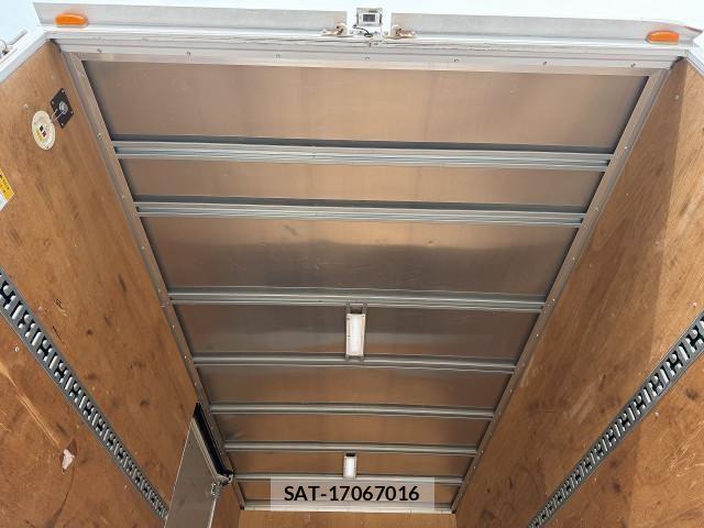 Mitsubishi CANTER 2020-03 7960817-24