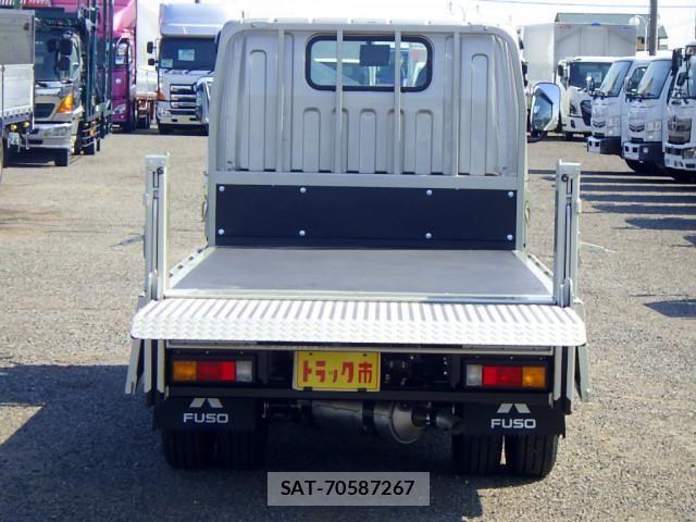 Mitsubishi CANTER 2026-03 7960806-7