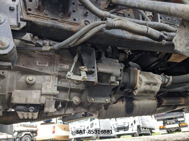 Mitsubishi CANTER 2018-05 7960824-16