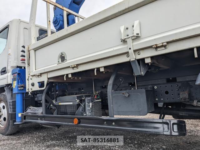 Mitsubishi CANTER 2018-05 7960824-18