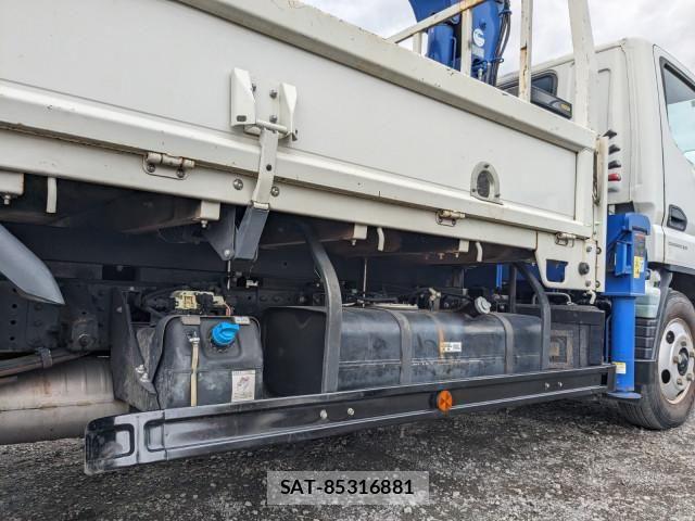 Mitsubishi CANTER 2018-05 7960824-19