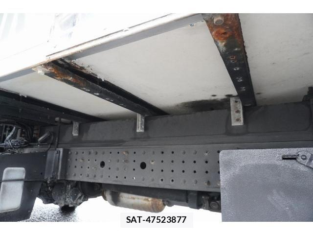 Mitsubishi CANTER 2018-06 7960878-11