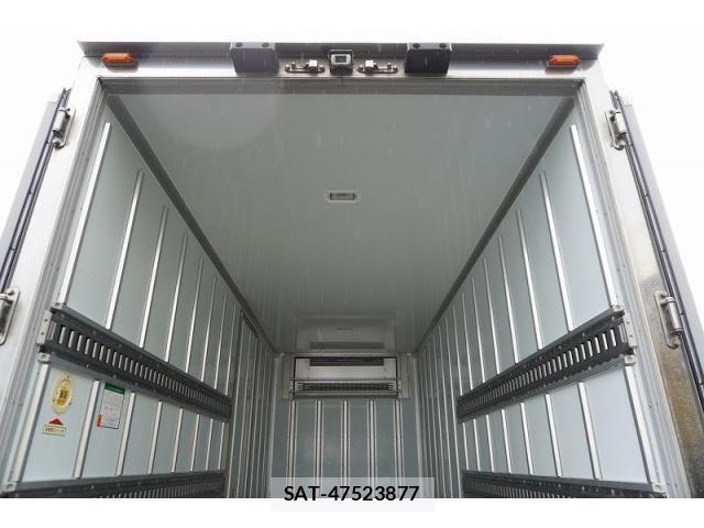 Mitsubishi CANTER 2018-06 7960878-22
