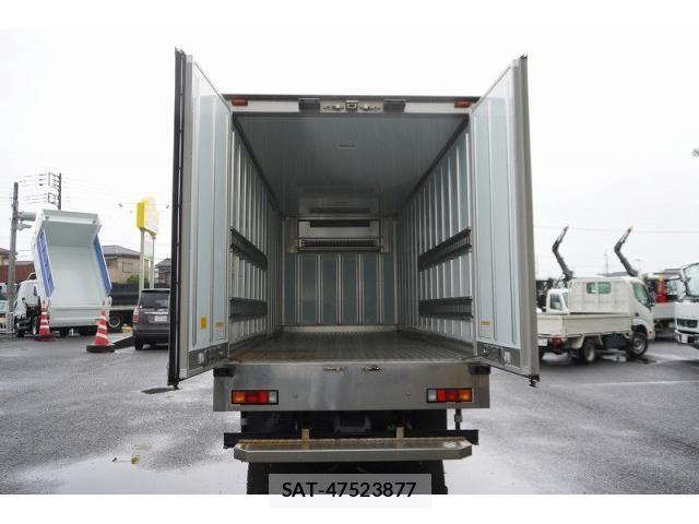 Mitsubishi CANTER 2018-06 7960878-25