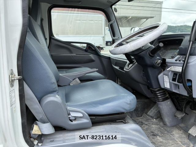 Mitsubishi CANTER 2013-03 7960888-14