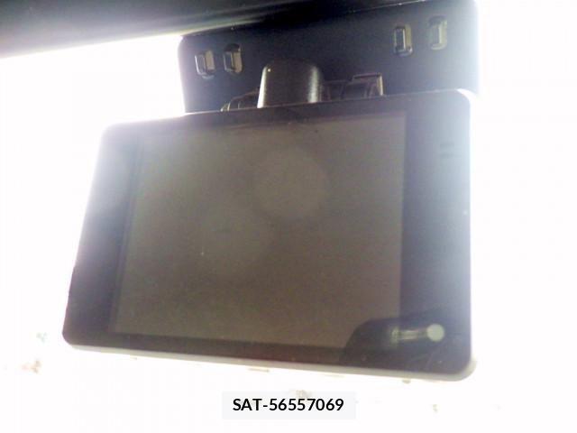 Mitsubishi CANTER 2013-04 7960796-17