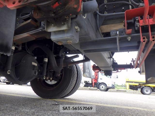 Mitsubishi CANTER 2013-04 7960796-26