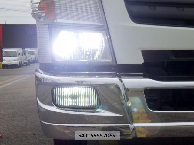 Mitsubishi CANTER 2013-04 7960796-2