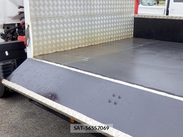 Mitsubishi CANTER 2013-04 7960796-8