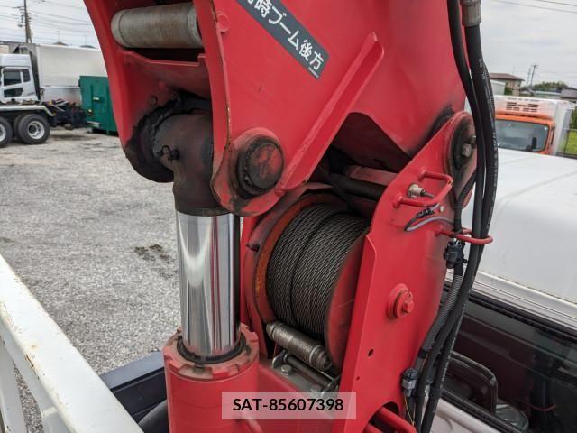 Mitsubishi CANTER 2018-02 7960823-23