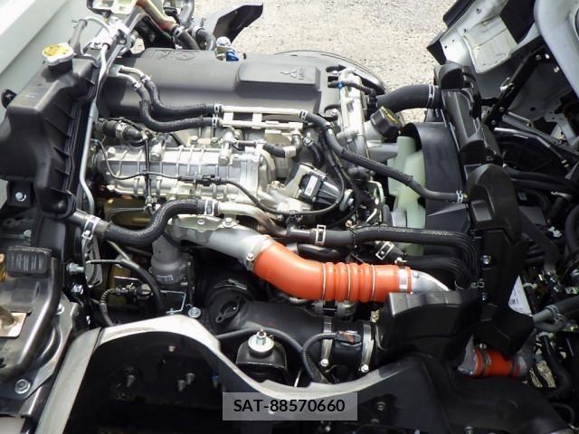 Mitsubishi CANTER 2024-09 7960820-23