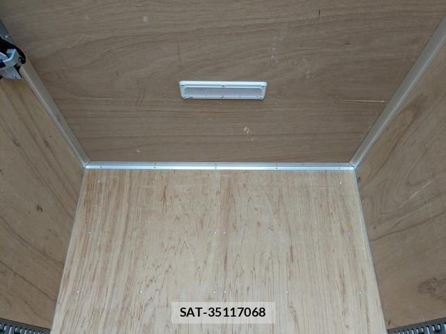 Mitsubishi CANTER 2023-03 7960804-17