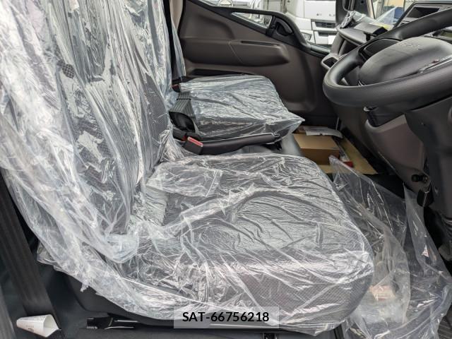 Mitsubishi CANTER 2026-02 7960781-11