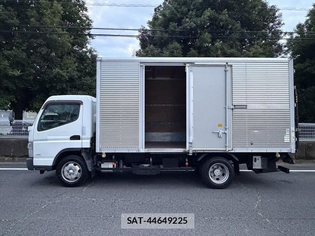 Mitsubishi CANTER 2015-05 7960832-3