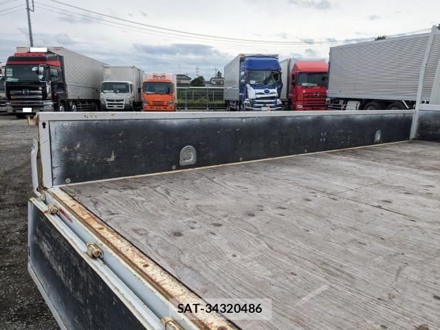 Mitsubishi CANTER 2018-05 7960837-15