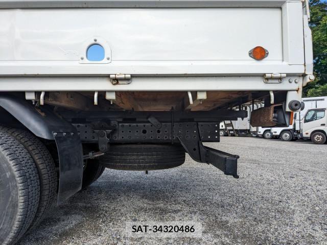 Mitsubishi CANTER 2018-05 7960837-16