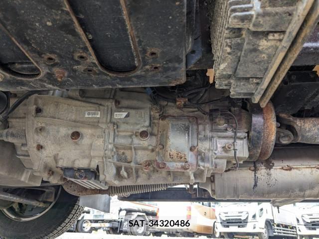 Mitsubishi CANTER 2018-05 7960837-19